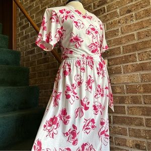 VTG 80s Retro NWT White & Pink Floral Print Short Sleeve Wrap Dress